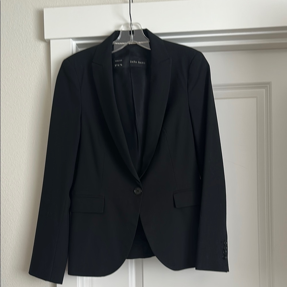Zara Black Blazer Tailored Fit Professional Style